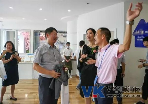微信图片_20170908152604_副本.jpg
