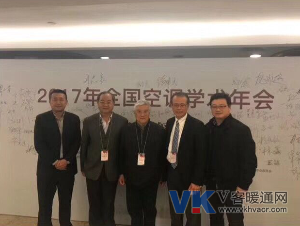 微信截图_20171102111022.png
