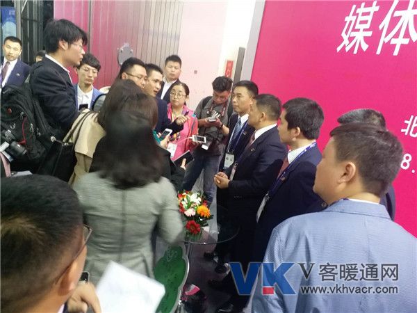 微信图片_20180409220400.jpg