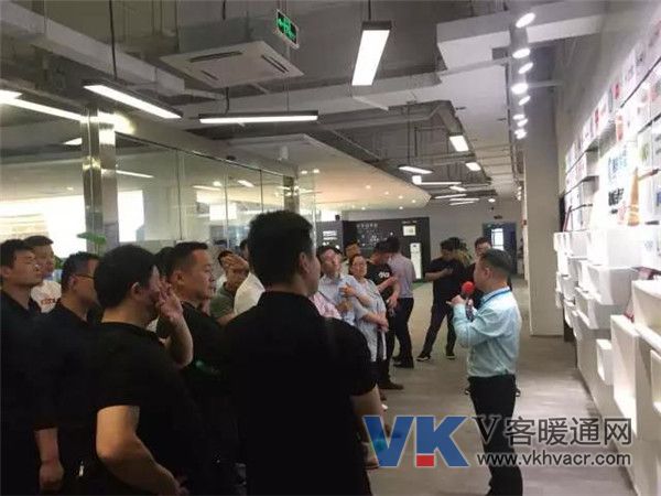 微信图片_20180410220622.jpg