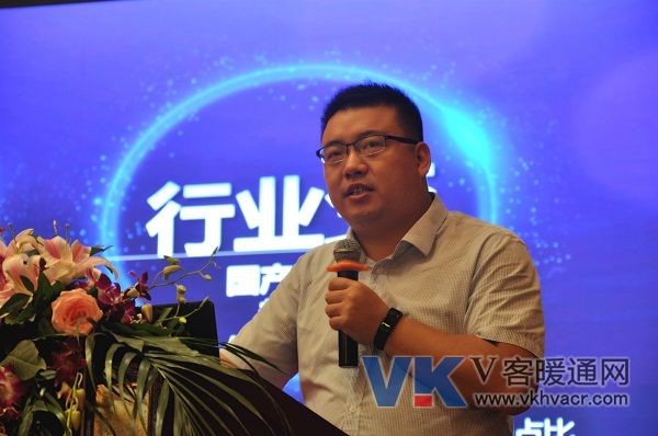 4 海尔中央空调市场总监刘成.jpg