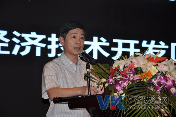 南京经济开发区管委会主任沈吉鸿.jpg