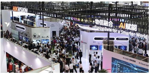 海康威视携AI Cloud落地两周年成果重磅亮相安博会
